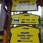 Lodge Maco *